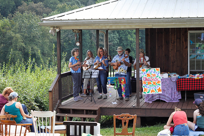 Uceclectic Ukelele Orchestra